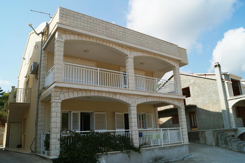 Apartments Morgen Brna Exterior photo